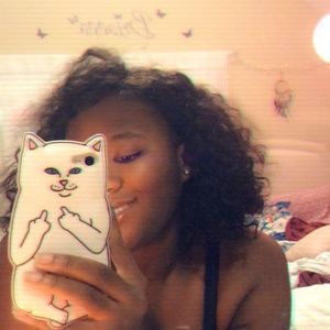 Meet your Posher, Brianna